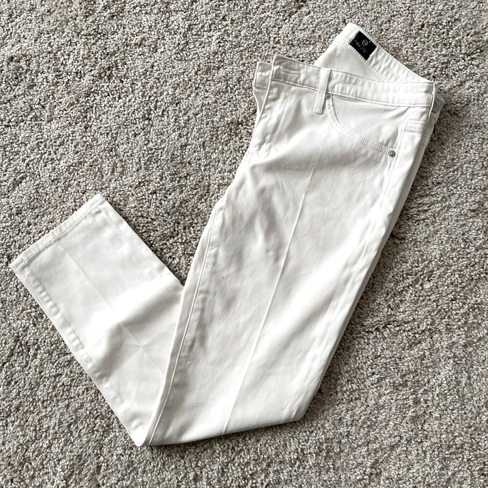 AG Stilt Crop White Jeans Size 27